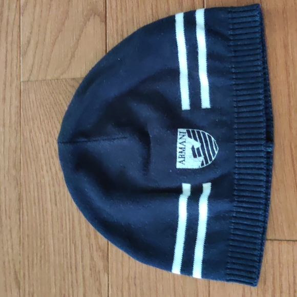 Authentic and Super cute toddlers boys Armani hats - Picture 4 of 5